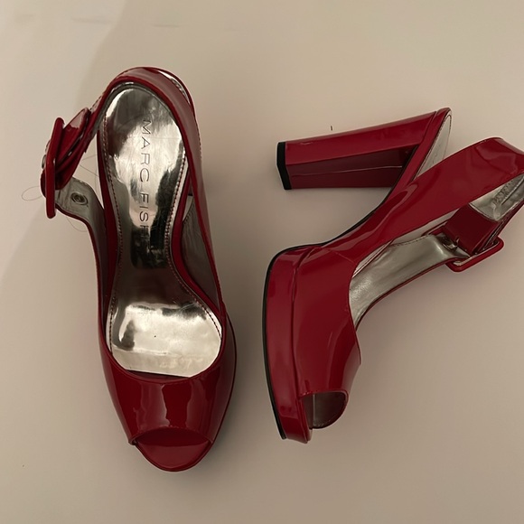 Red patent sling back heels - Picture 5 of 7